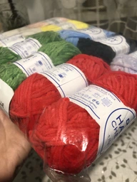 Пряжа велюровая DMC Happy Chenille 34 красный фото от покупателей 2
