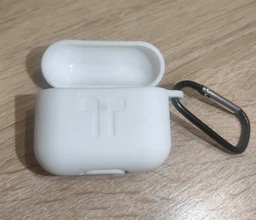 Силіконовий чохол Nik з карабіном для Apple AirPods 3 2021 зелений фото від покупців 1