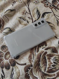 Мобильный телефон Samsung Galaxy S21 FE 6/128GB Graphite (SM-G990BZADSEK/SM-G990BZAFSEK) фото от покупателей 16