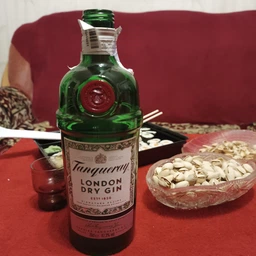 Джин Tanqueray London Dry Gin 0.7 л 47.3% (5000281005904) фото від покупців 12