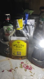 Віскі William Peel Blended Scotch Whisky 0.5 л 40% (3107872006769) фото від покупців 3