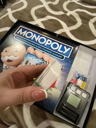 Настільна гра Монополія/Monopoly від HASBRO з електроним банкінгом Українська версія фото від покупців 7