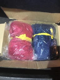 Толстовка плед с рукавами и капюшоном Huggle Hoodie оверсайз, теплый худи с большим карманом для рук Бордовый One size фото от покупателей 4