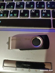 Флеш пам'ять USB Goodram UTS2 32GB USB 2.0 Black (UTS2-0320K0R11) фото від покупців 3