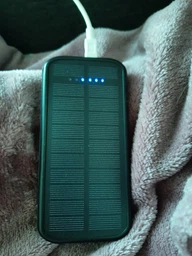 УМБ Promate SolarTank-20PDCi 20000 mAh с солнечной панелью 20W PD USB-C 18W QC 2xUSB-A 10.5W USB-C и Lightning коннекторы Black (solartank-20pdci.black) фото от покупателей 6