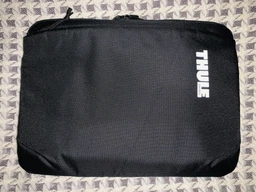Чехол Thule Subterra Sleeve for MacBook 13 Black (TSS-313) фото от покупателей 2