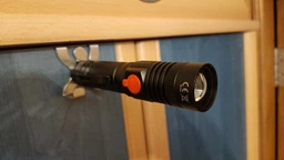Ліхтар ручний акумуляторний NEO Tools LED CREE T6 + COB Чорний (99-033) фото від покупців 8