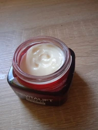 Крем L'Oreal Paris Revitalift Лазер Х3 Регенерирующий глубокий уход 50 мл (3600522895114) фото от покупателей 10