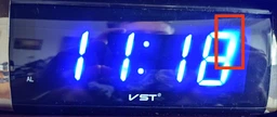 Электронные проводные цифровые часы VST 730 фото от покупателей 8