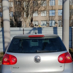 Знак на авто "70" на 2-х присосках зйомний фото від покупців 4