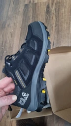 Мужские кроссовки для треккинга с мембраной Jack Wolfskin Vojo 3 Texapore Low 4042441-6055 40 (6.5UK) 25.1 см Черные с желтым (4060477703527) фото от покупателей 7