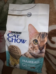 Сухий корм для кішок Purina Cat Chow Hairball проти утворення волосяних кульок 1.5 кг (5997204514486) фото від покупців 6