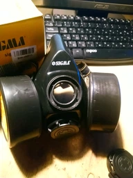 Респіратор з вугільним фільтром Sigma 2 фільтра (9422211) фото від покупців 3