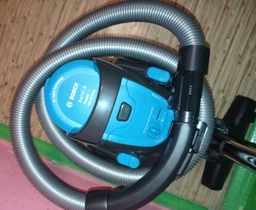 Пилосос без мішка BOSCH BGS05X240