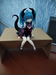 Коллекционная аниме-фигурка Furyu Vocaloid - Мику Хацуне, noodle stopper villain ver, 14 см