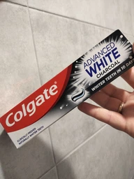 Зубная паста Colgate Advanced White с древесным углем 75 мл (8718951253827) фото от покупателей 9