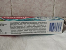 Зубная паста Colgate Max Clean Gentle Mineral Scrub Бережное очищение 75 мл (8718951327085) фото от покупателей 6