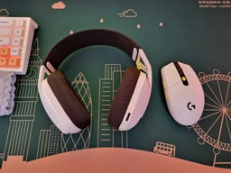 Logitech G435SE + G305SE Wireless White (981-001162) фото от покупателей 16