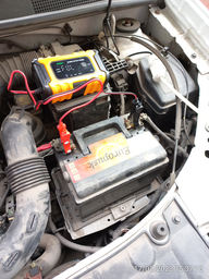 Зарядний пристрій для автомобільного акумулятора Foxsur 12V 6A фото від покупців 4