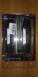 Модуль памяти DDR4 2x8GB/4400 G.Skill Ripjaws V Black (F4-4400C18D-16GVKC) фото от покупателей 3