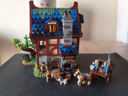 Конструктор LEGO Ideas Средневековая кузница 2164 деталей (21325) фото от покупателей 2