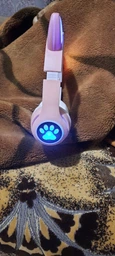 Беспроводные детские светящиеся LED наушники с кошачьими ушками Bluetooth 5.0 складные CAT VIV-23 со встроенным микрофоном Mp3 MicroSD и цветной подсветкой Pink