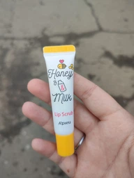 Скраб для губ A'pieu Honey & Milk Lip Scrub Медово-молочный 8 мл (8806185745420)