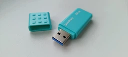 Флеш память USB Goodram UME3 Care 16GB USB 3.2 Gen1 Green (UME3-0160CRR11) фото от покупателей 6