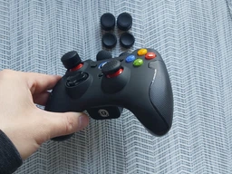 Силиконовые накладки на аналоговые стики Game Teh X для джойстика PS4 черный 8 шт фото от покупателей 2