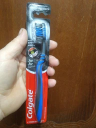 Зубная щетка Colgate Зиг Заг Древесный уголь Средней жесткости Оранжевая (2170000000121) фото от покупателей 2