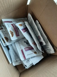 Вологий корм Royal Canin Renal Cat Fish для котів при захворюваннях нирок 85г
