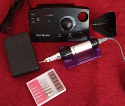 Фрезер для маникюра и педикюра Nail Master ZS-602 65 Вт 45000 об/мин Черный (аппарат для маникюра и педикюра) + Пилочка для ногтей "волна" Lilly Beaute фото от покупателей 2