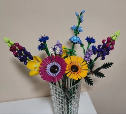 Конструктор LEGO Botanicals Букет полевых цветов 939 деталей (10313) фото от покупателей 4