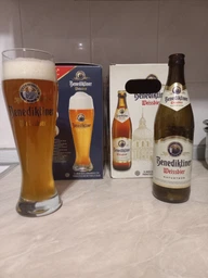 Подарочный набор пива Benediktiner Weissbier светлое нефильтрованное 5.4% 0.5 л х 3 шт + бокал (4052197000468) фото от покупателей 4