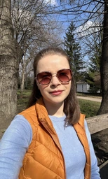 Окуляри сонцезахисні унісекс квадрат чорні лінзи в сріблястій оправі з чорним футляром