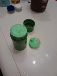 Очищаюча маска-стик проти чорних крапок та акне Green tea face mask stick