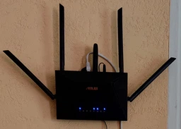 Маршрутизатор Asus RT-AX1800U WiFi6/ 1 Гбит/с / USB 3G/4G поддержка технологии MESH