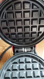 Стильная и портативная, электрическая мини - вафельница Waffle Maker с антипригарным покрытием, красная (SKU-5142)