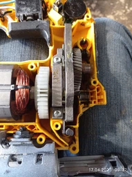 Пила лобзиковая сетевая DeWalt (DWE349)