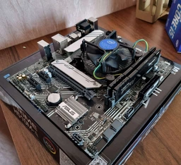 Оперативная память HyperX DDR4-2666 16384MB PC4-21300 (Kit of 2x8192) Fury Black (HX426C16FB3K2/16) фото от покупателей 15