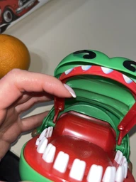 Игра детская настольная Qunxing toys "Крокодил-дантист" (2205) фото от покупателей 11