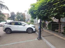 Комерційна зарядна станція OnCharger™ 22 кВт Type 2 NFC OCPP Приват24 Visa Mastercard (OC3P-32A-Type2) фото від покупців 3