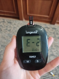 Глюкометр Longevita Family Система для измерения глюкозы в крови + тест полоска 2 х 50 шт (6837149) фото от покупателей 8