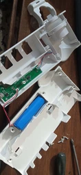 Настінний диспенсер для зубної пасти і стерилізатор для щіток Toothbrush sterilizer WJ3 фото від покупців 7