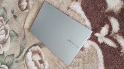 Ноутбук ASUS Vivobook Go 15 E1504FA-BQ008 (90NB0ZR1-M00400) Cool Silver / 15.6" IPS Full HD / AMD Ryzen 5 7520U / RAM 8 ГБ / SSD 512 ГБ фото от покупателей 12