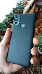 Мобільний телефон Motorola E40 4/64GB Carbon Gray (945696) фото від покупців 2