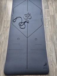 Коврик для йоги Marjari Yoga Basic 183x61x0.6 cм Grey фото от покупателей 2