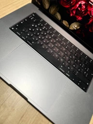 Ноутбук Apple MacBook Pro 16" M2 Pro 16/512GB 2023 (MNWC3UA/A) Silver фото от покупателей 3