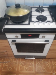Духовой шкаф электрический Bosch HBF534EW0Q фото от покупателей 13