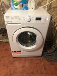 Стиральная машина узкая Indesit OMTWSA 61052 W UA фото от покупателей 14